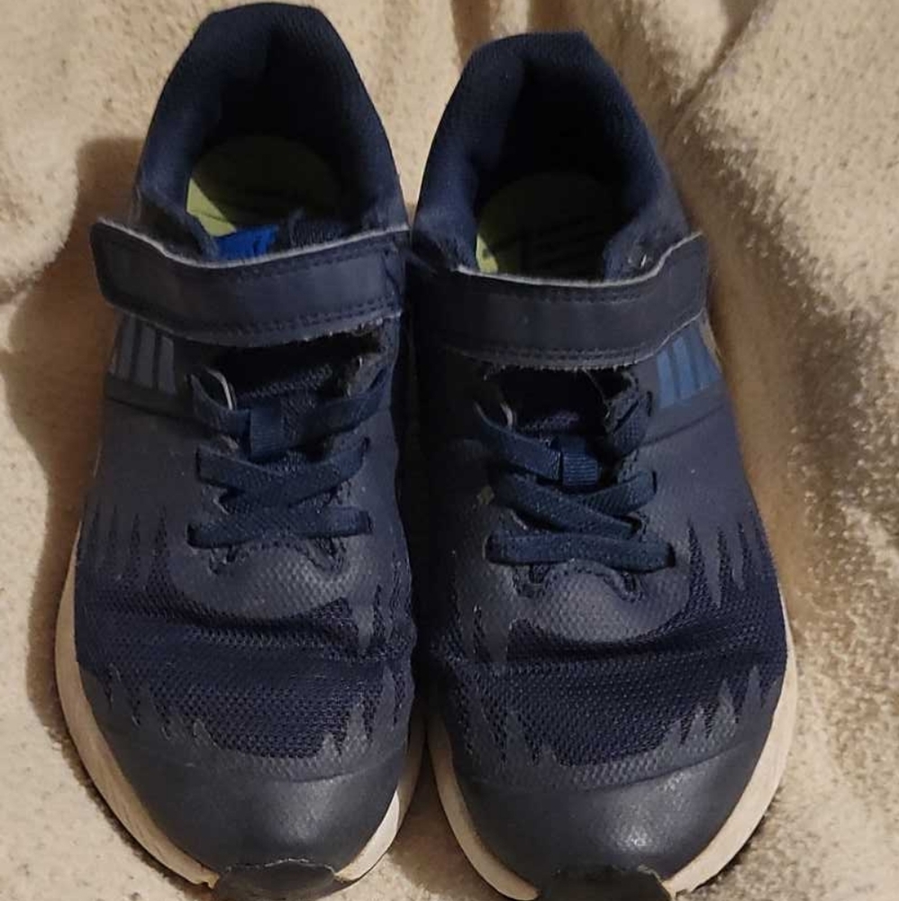 Boys Nikes